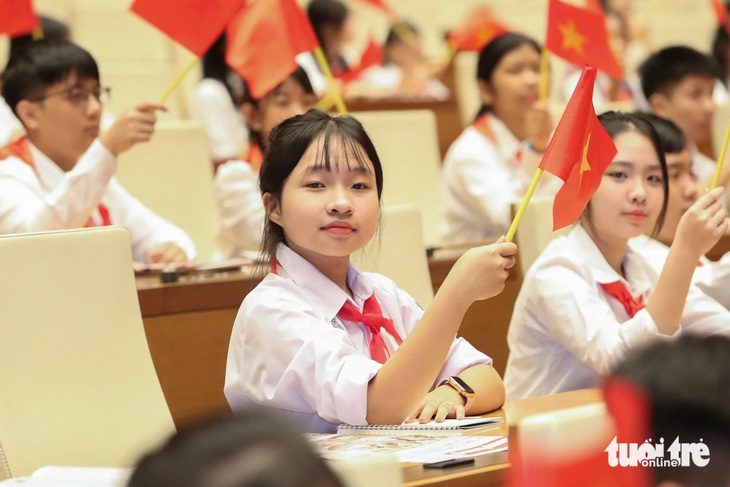base64-1727586867548952671497 Bộ trưởng Nguyễn Kim Sơn: Trường học hạnh phúc không thể có chỗ cho bạo lực - Ảnh 2.